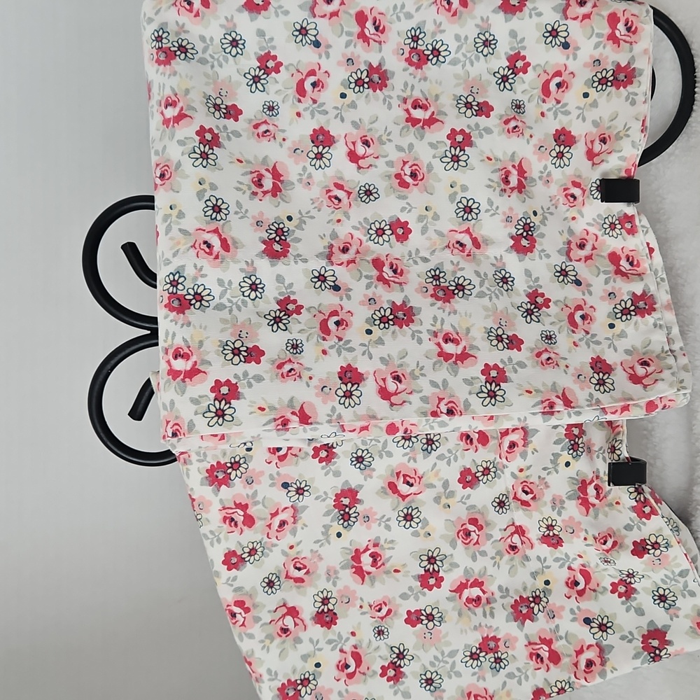 Wamsutta Vintage Floral Pinks Red Cottagecore Cotton Standard Pillow Shams